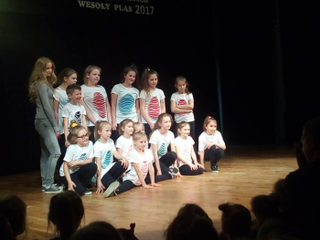 Powiatowe Prezentacje Zespoł&oacute;w Tanecznych ,,Wesoły Pląs " Czyżew 2017