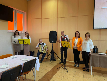 Uroczystość Złotych God&oacute;w Par Małżeńskich i Zesp&oacute;ł ,,Kulesianki Band"