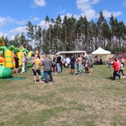 SPORT I RODZINNA ATMOSFERA PODCZAS III PIKNIKU RODZINNEGO W NASZEJ GMINIE