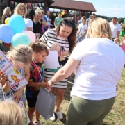 SPORT I RODZINNA ATMOSFERA PODCZAS III PIKNIKU RODZINNEGO W NASZEJ GMINIE